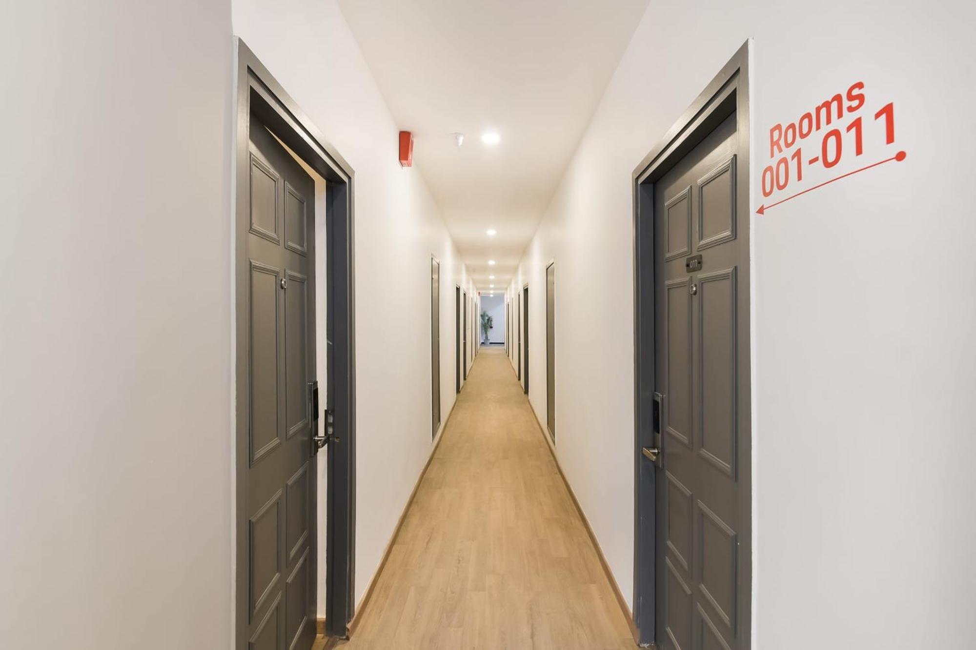 Townhouse The Awadh Airport Near Chaudhary Charan Singh International Airport Hotel Bijnaur Eksteriør billede