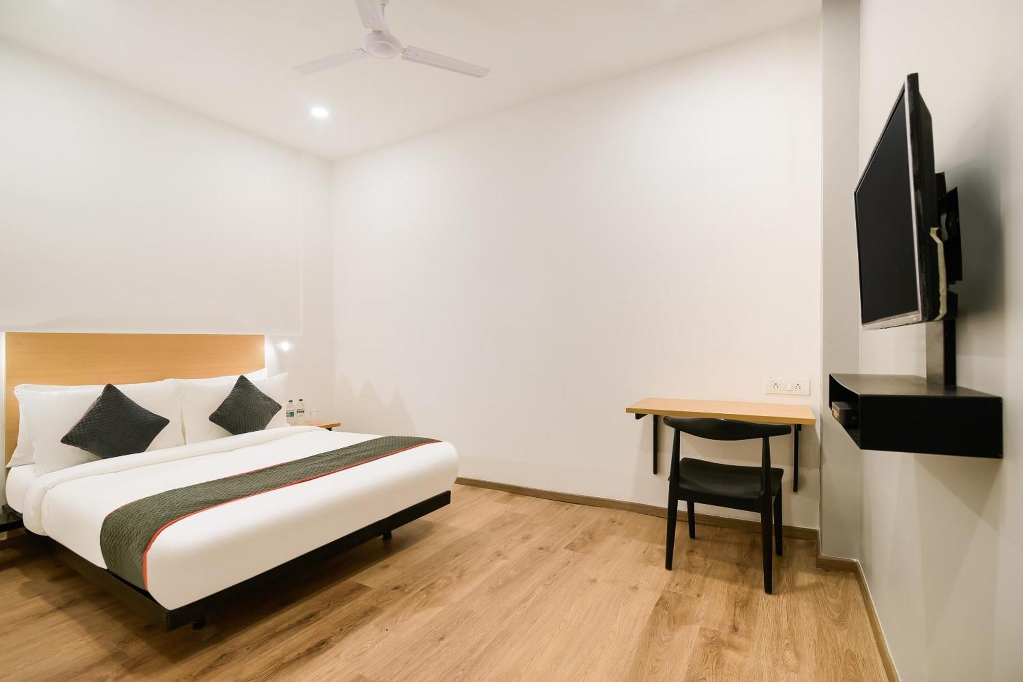 Townhouse The Awadh Airport Near Chaudhary Charan Singh International Airport Hotel Bijnaur Eksteriør billede