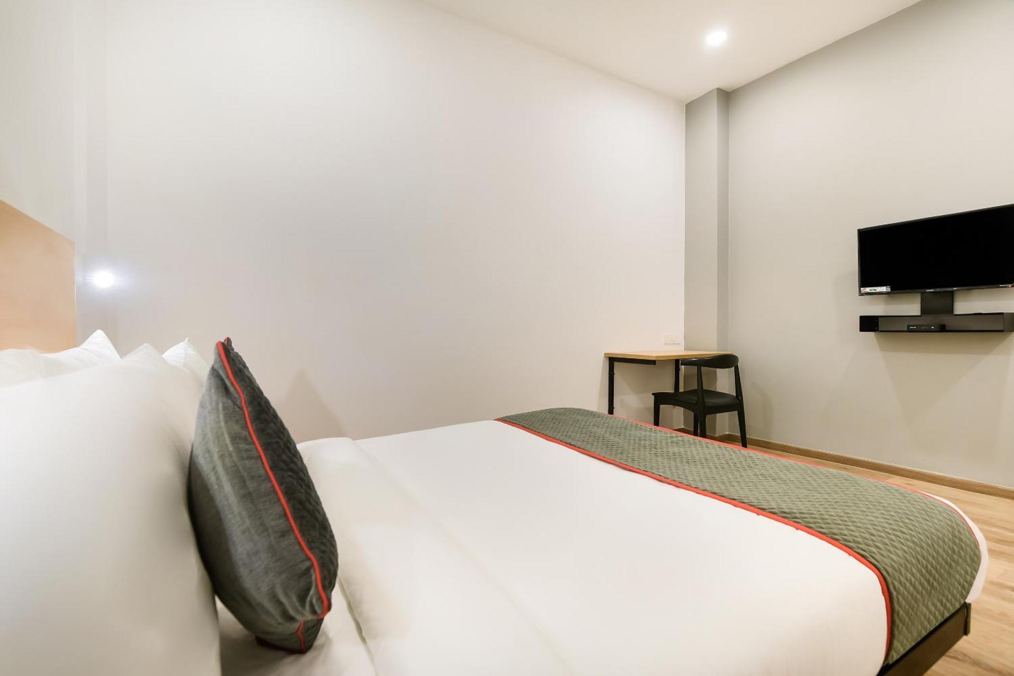 Townhouse The Awadh Airport Near Chaudhary Charan Singh International Airport Hotel Bijnaur Eksteriør billede
