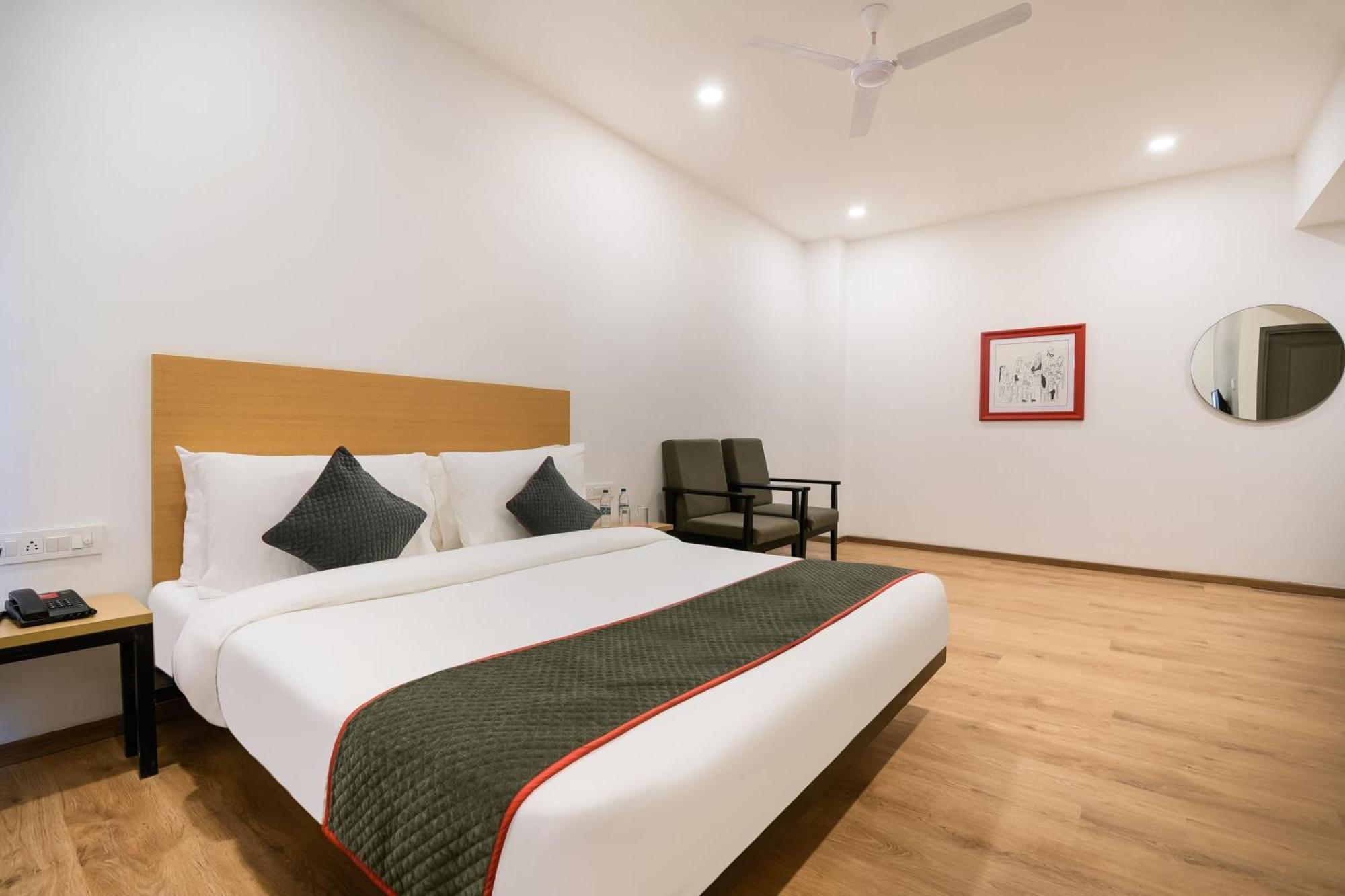 Townhouse The Awadh Airport Near Chaudhary Charan Singh International Airport Hotel Bijnaur Eksteriør billede